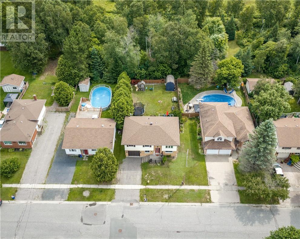 3878 Macmillan Drive Property Photo 25