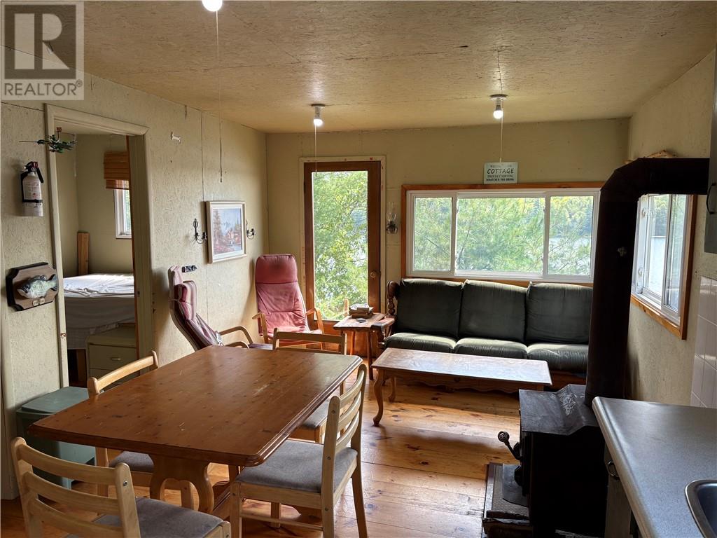 13 Tyson Lake Property Photo 20