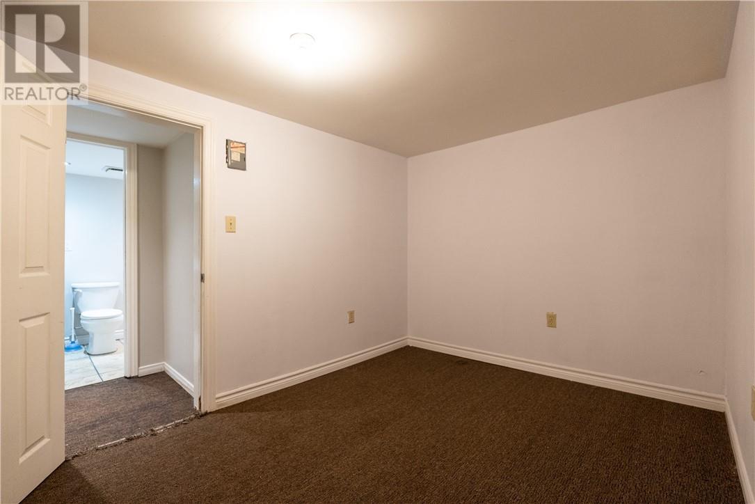216 Elm Street Property Photo 27