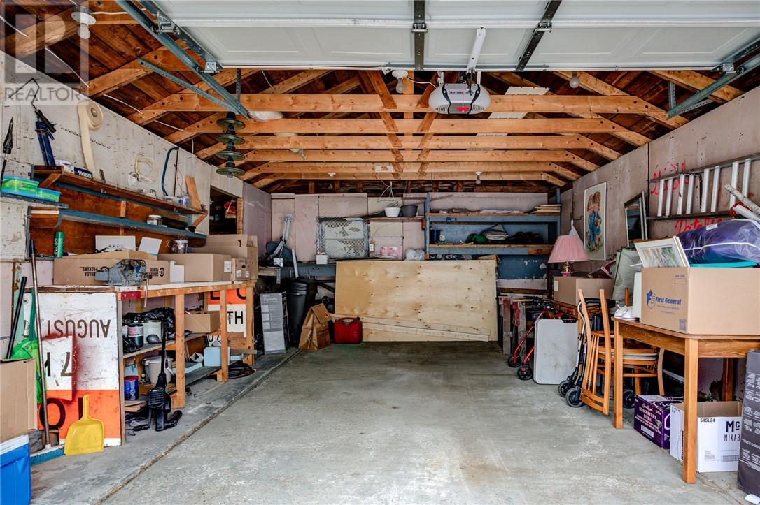 102 Ash Street Property Photo 5