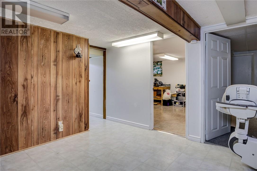 102 Ash Street Property Photo 17