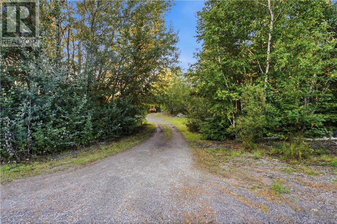 2124 Salo Road Property Photo 34