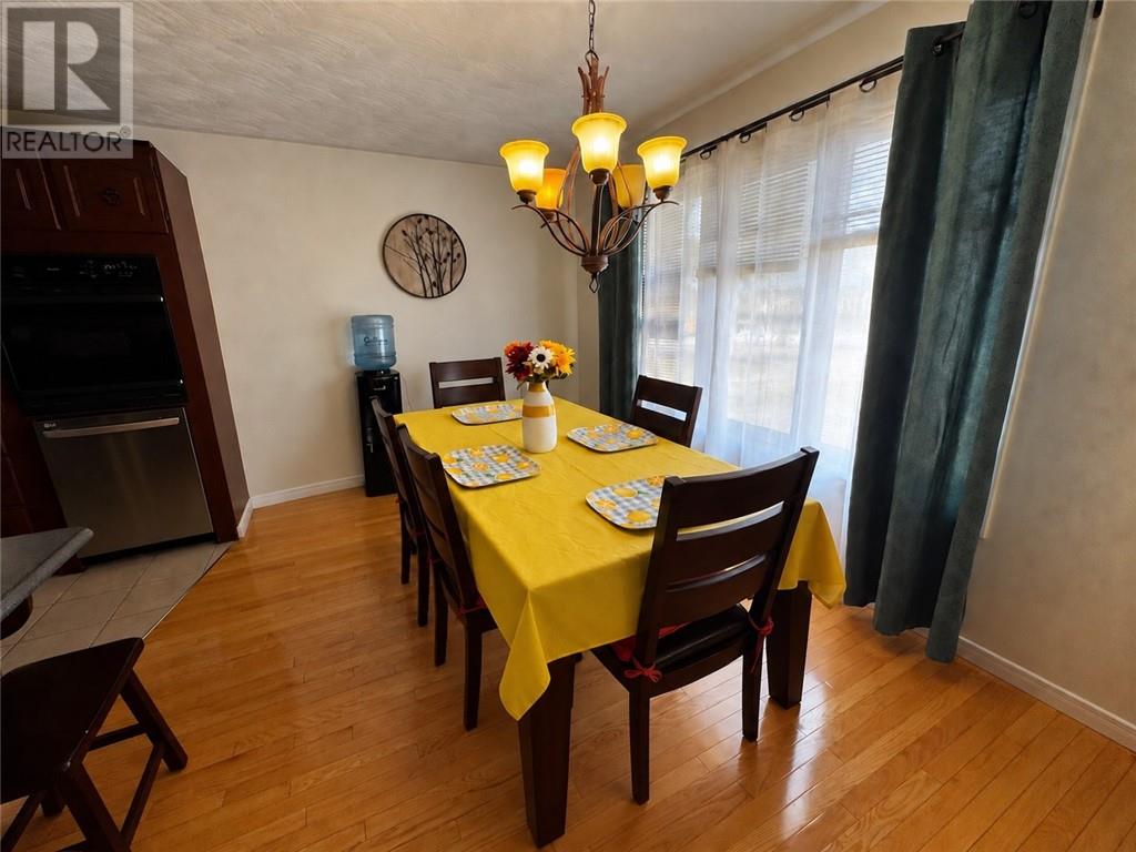 145 Dufferin Street Property Photo 8