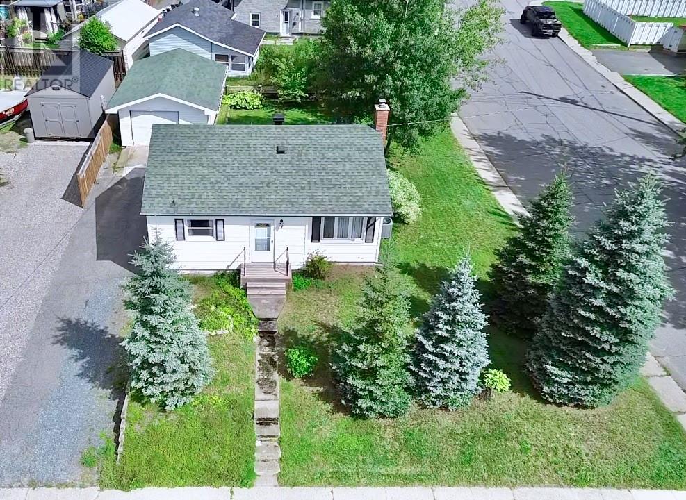 100 Hillcrest Street Property Photo 1