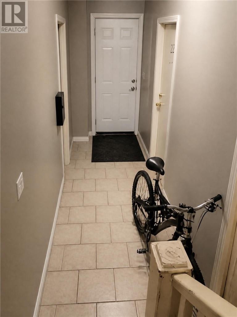 335 Frood Road Property Photo 8