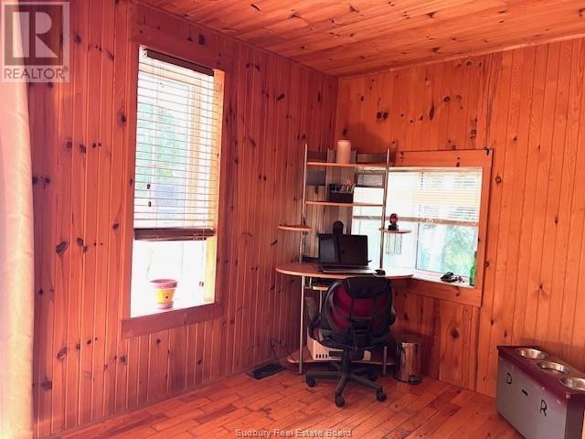 22b Champagne Avenue Property Photo 9