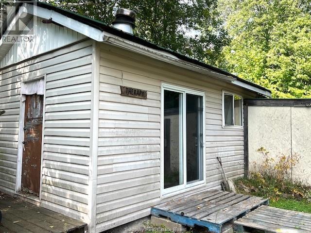 22b Champagne Avenue Property Photo 22