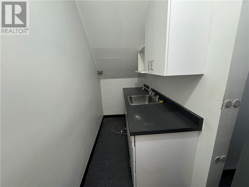 143 Durham Street Unit# 2 Property Photo 9