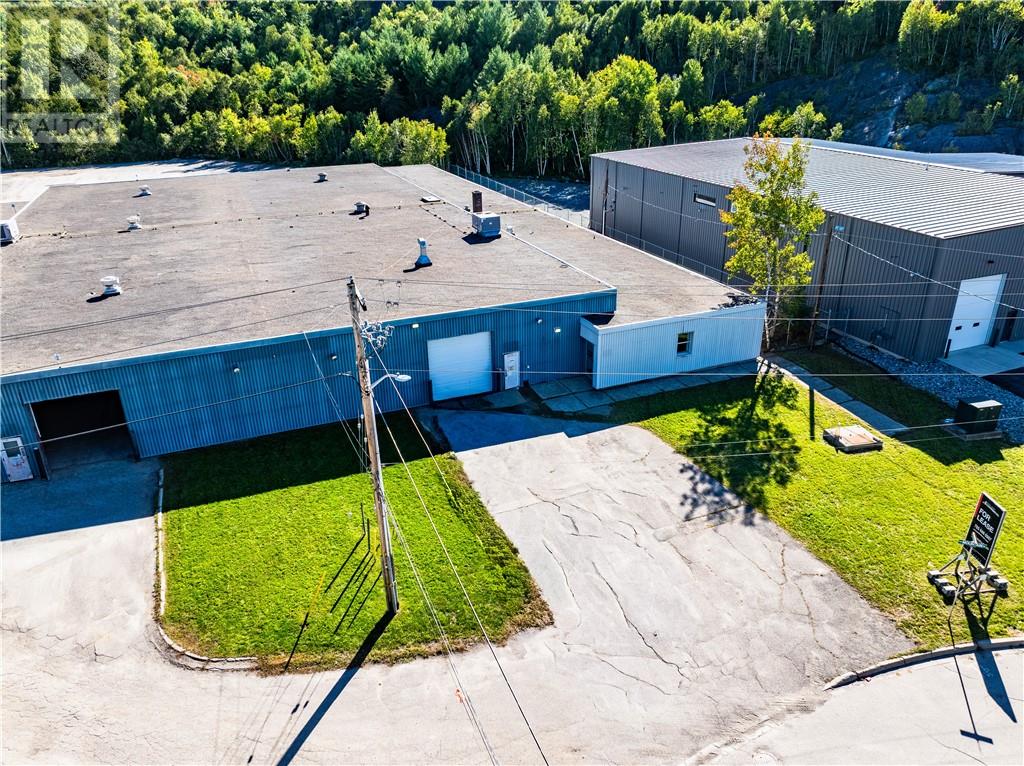 360 Mountain Street Unit# C Property Photo 2
