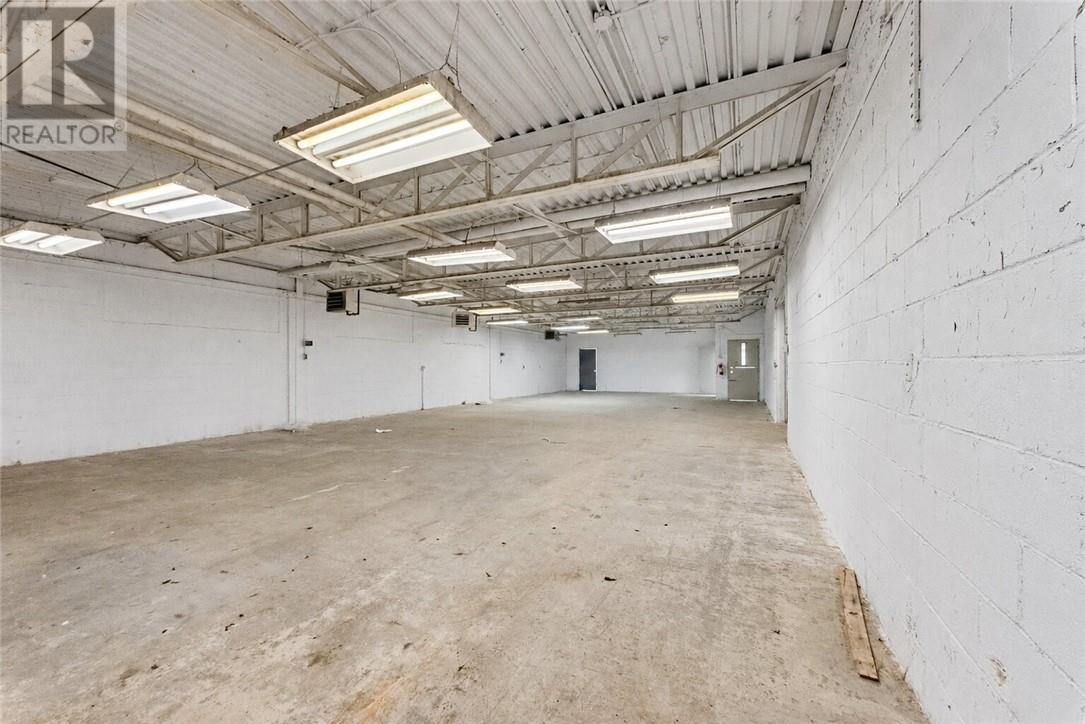 360 Mountain Street Unit# C Property Photo 12