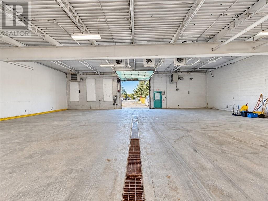 360 Mountain Street Property Photo 7