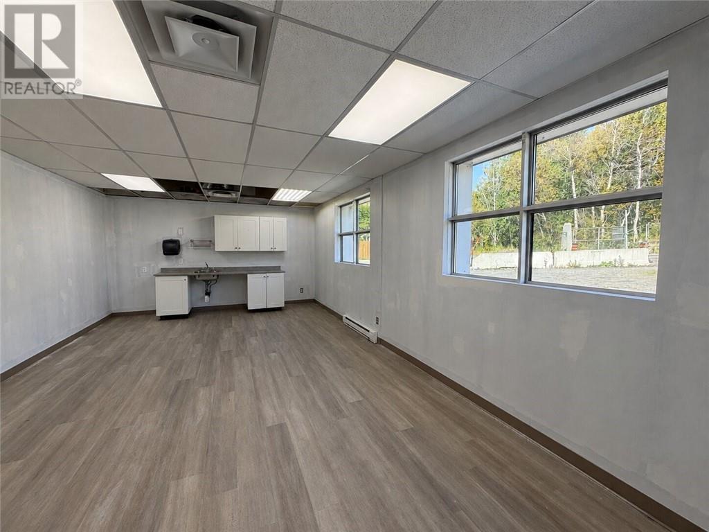360 Mountain Street Property Photo 12