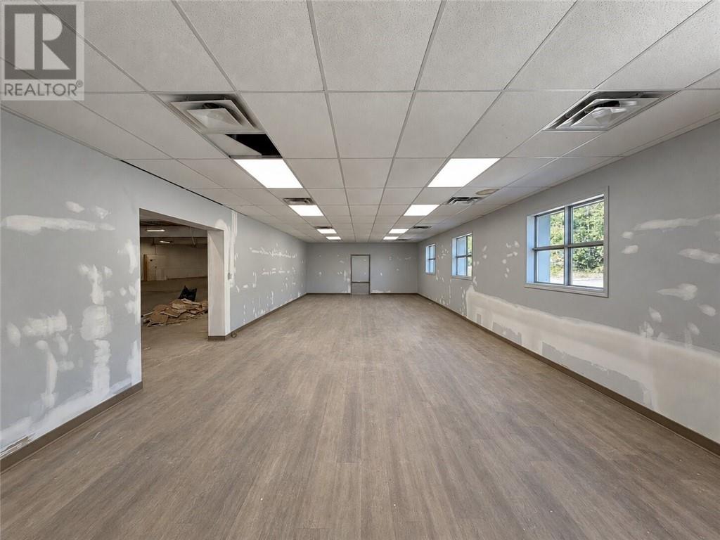 360 Mountain Street Property Photo 14