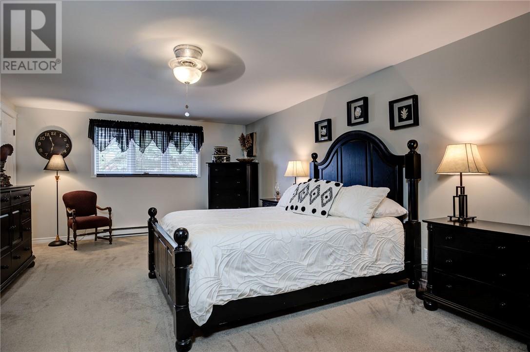 35 Cedar Street Property Photo 39