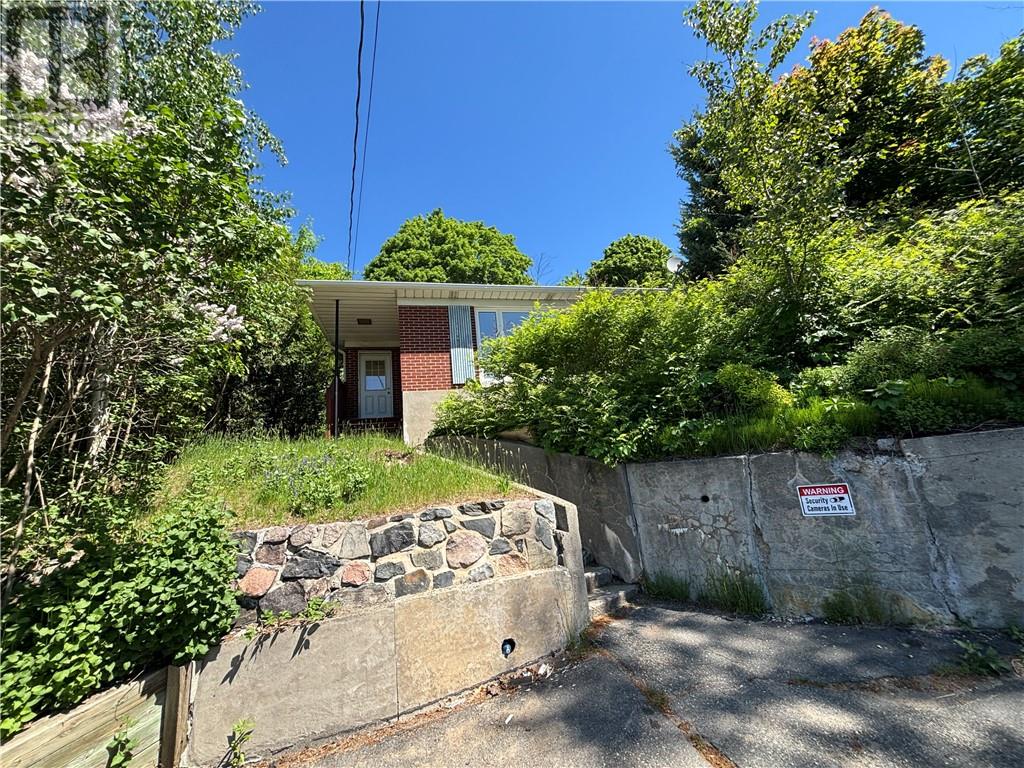 28 Baker Street Property Photo 8