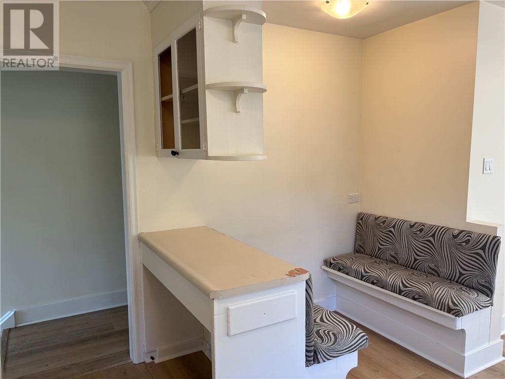 28 Baker Street Property Photo 16