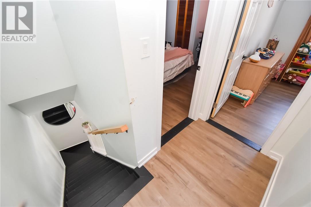 14 B Sixth Avenue Property Photo 7