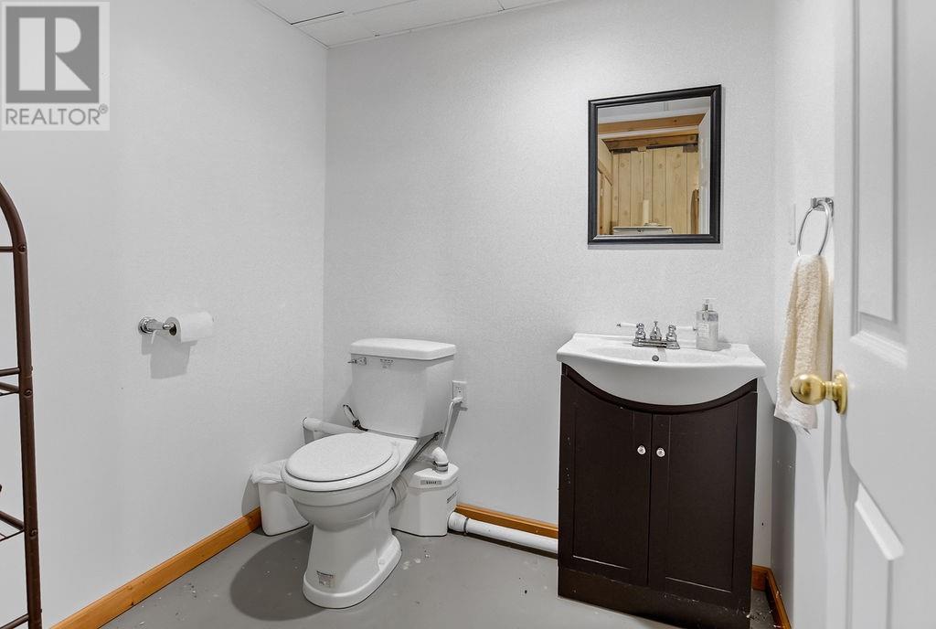 672 Highway 535 Property Photo 25