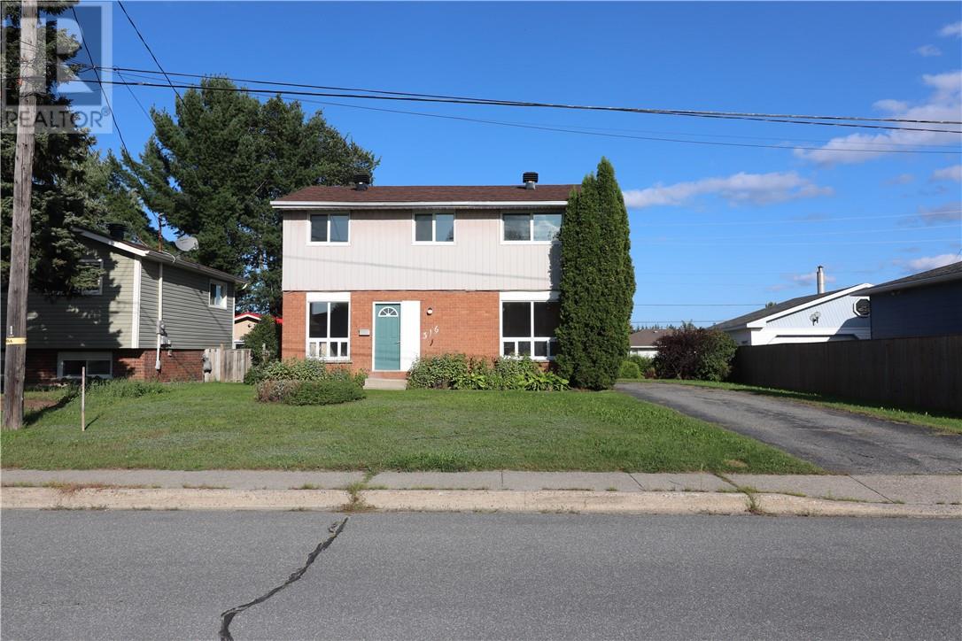 316 Catherine Drive Property Photo 1