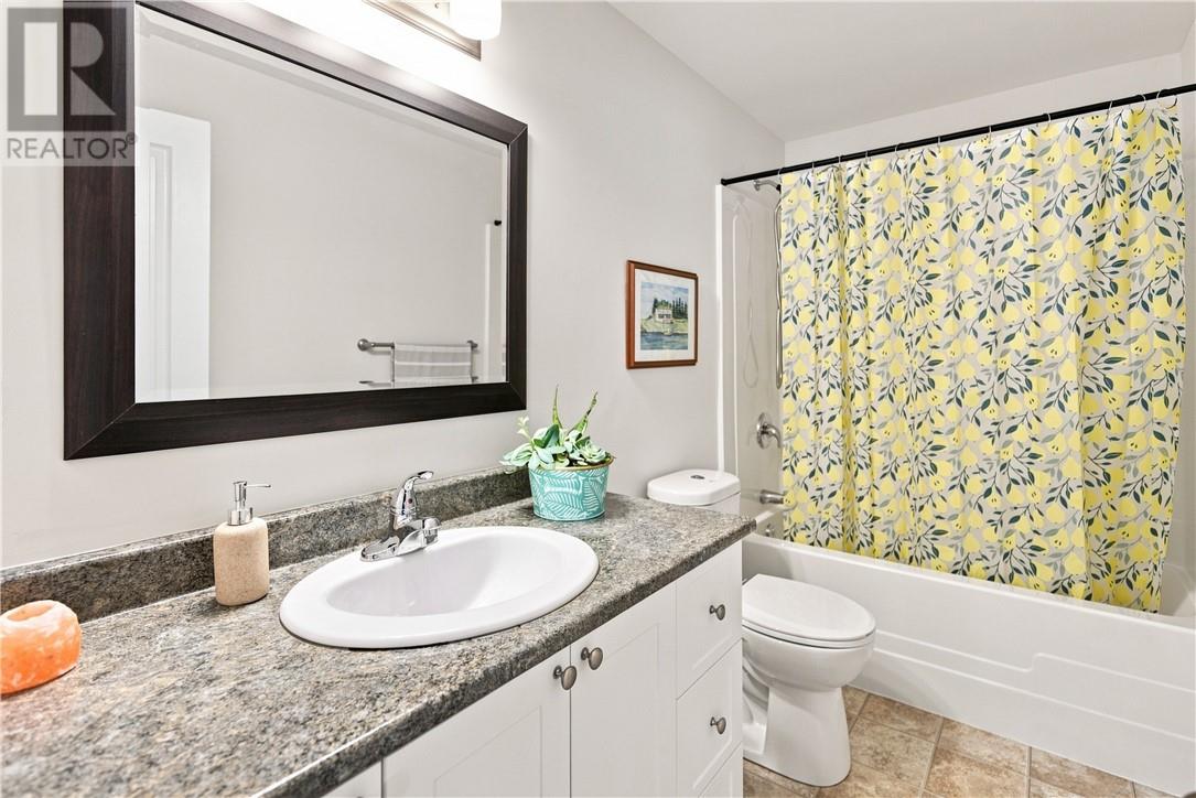 42 Billiards Way Property Photo 22