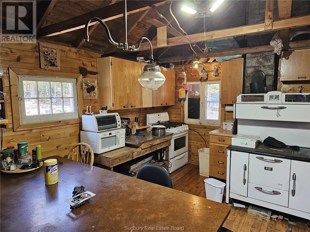20751 Highway 6 Property Photo 5