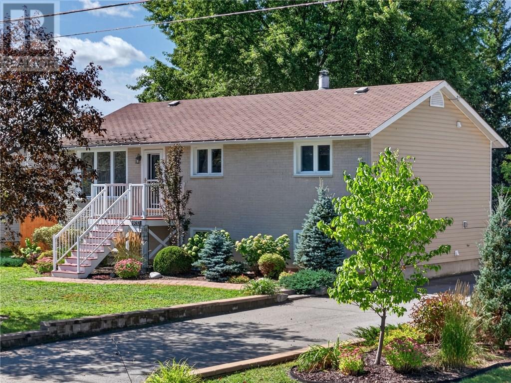 3032 Hillsdale Court Property Photo 3