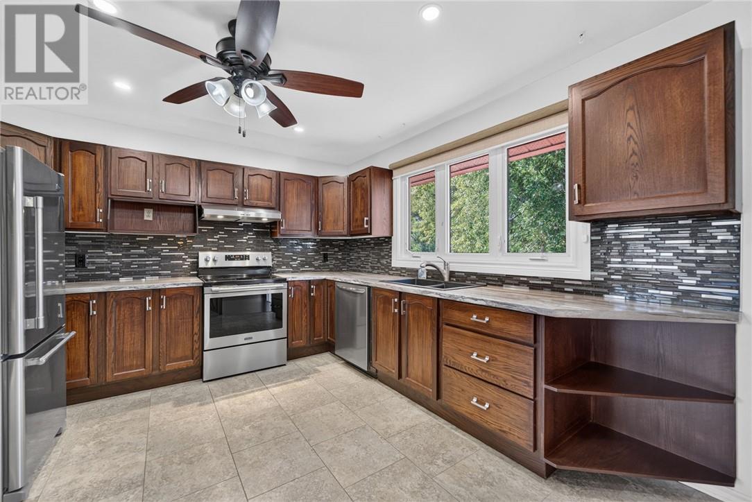 3032 Hillsdale Court Property Photo 10