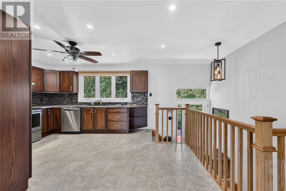 3032 Hillsdale Court Property Photo 14