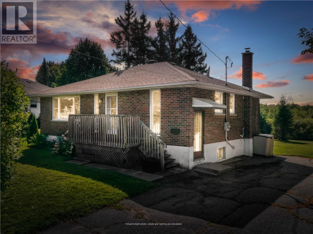 115 Cranbrook Crescent Property Photo 30