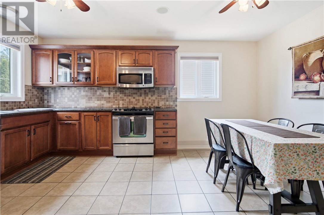 255 Fenton Avenue Property Photo 8