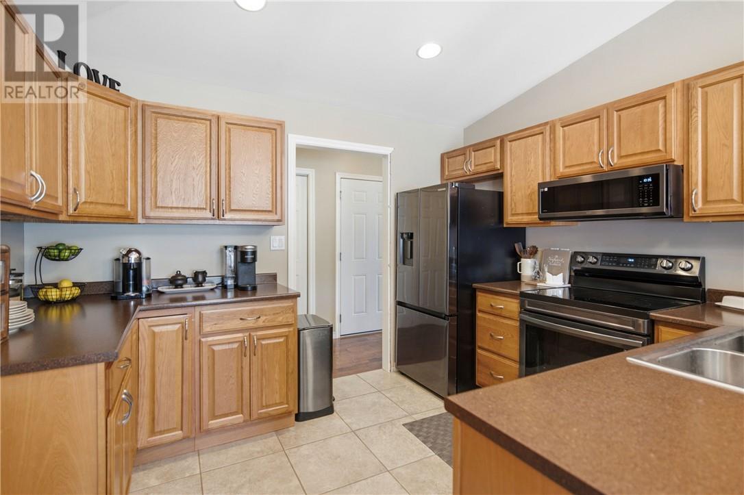 2425 Frontenac Street Property Photo 2