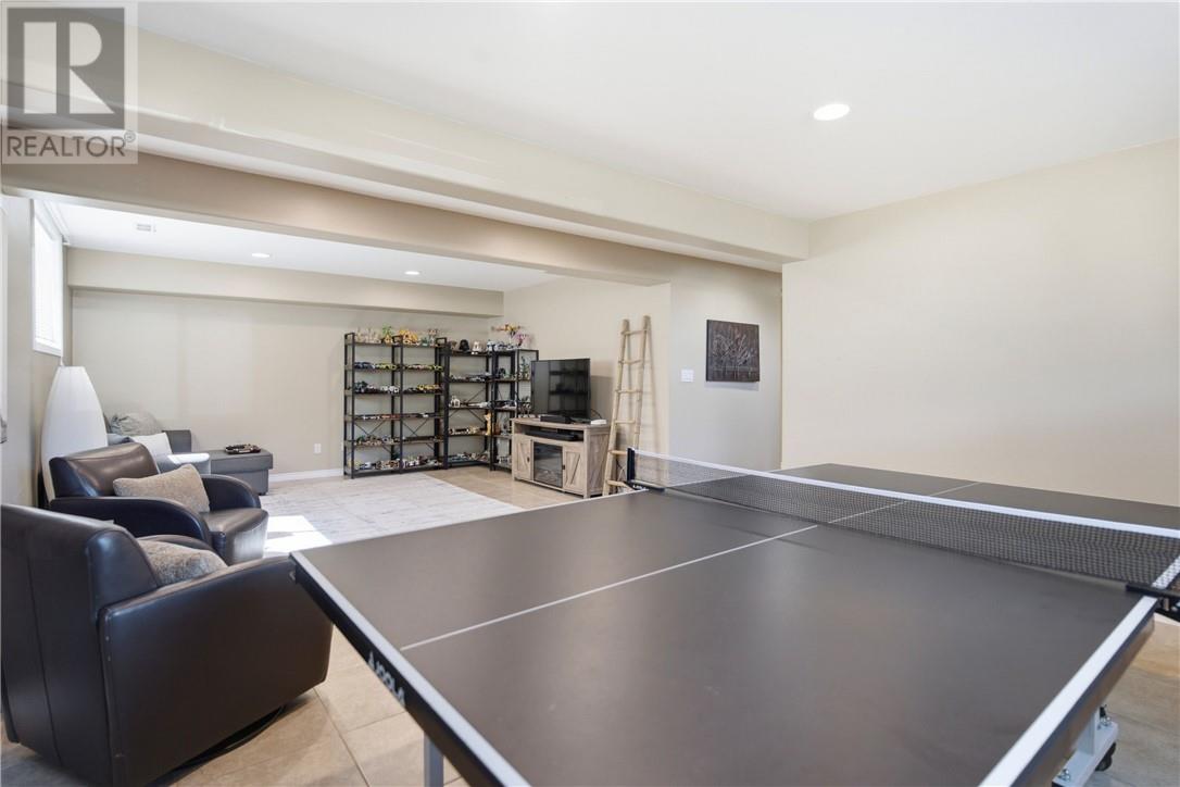 2425 Frontenac Street Property Photo 16