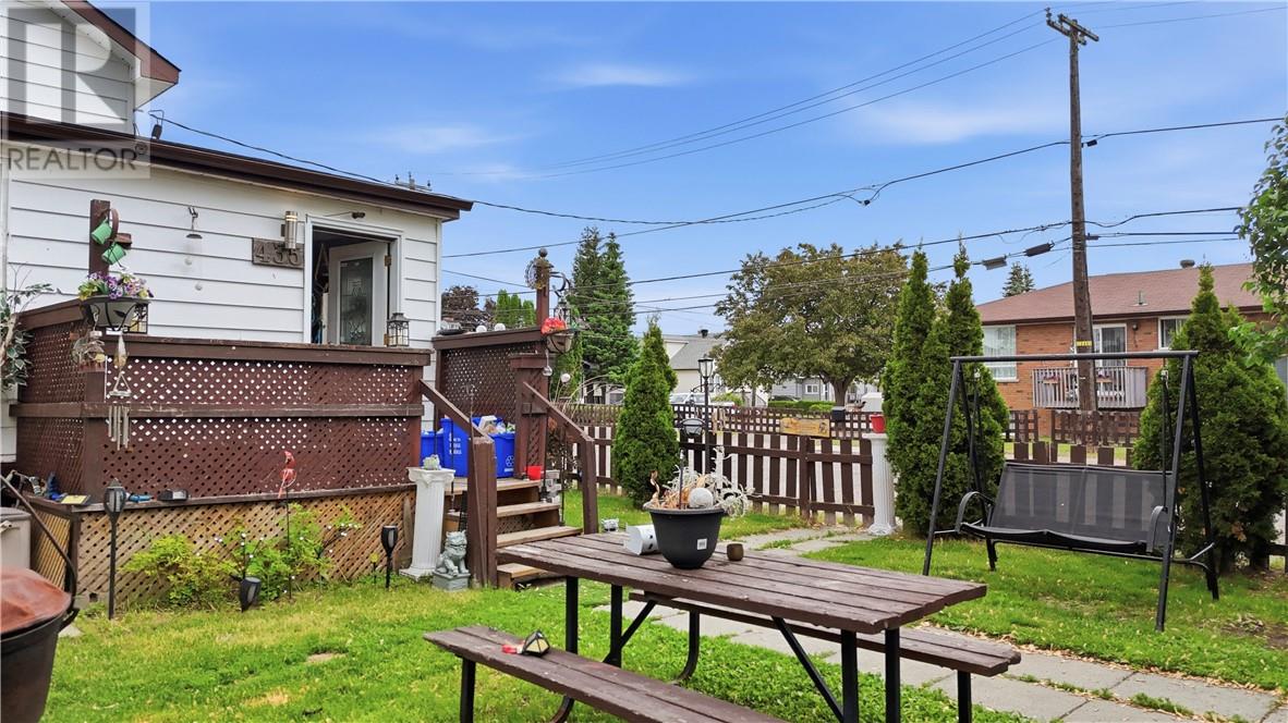 435 Clinton Avenue Property Photo 19