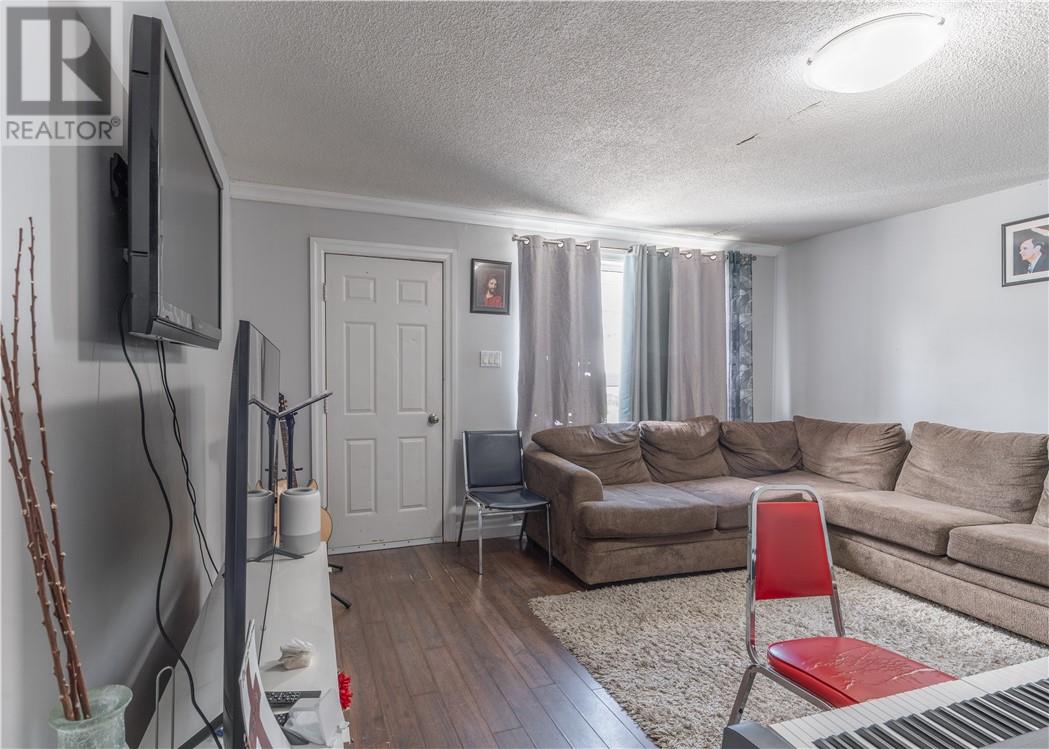 248 Murray Street Property Photo 5