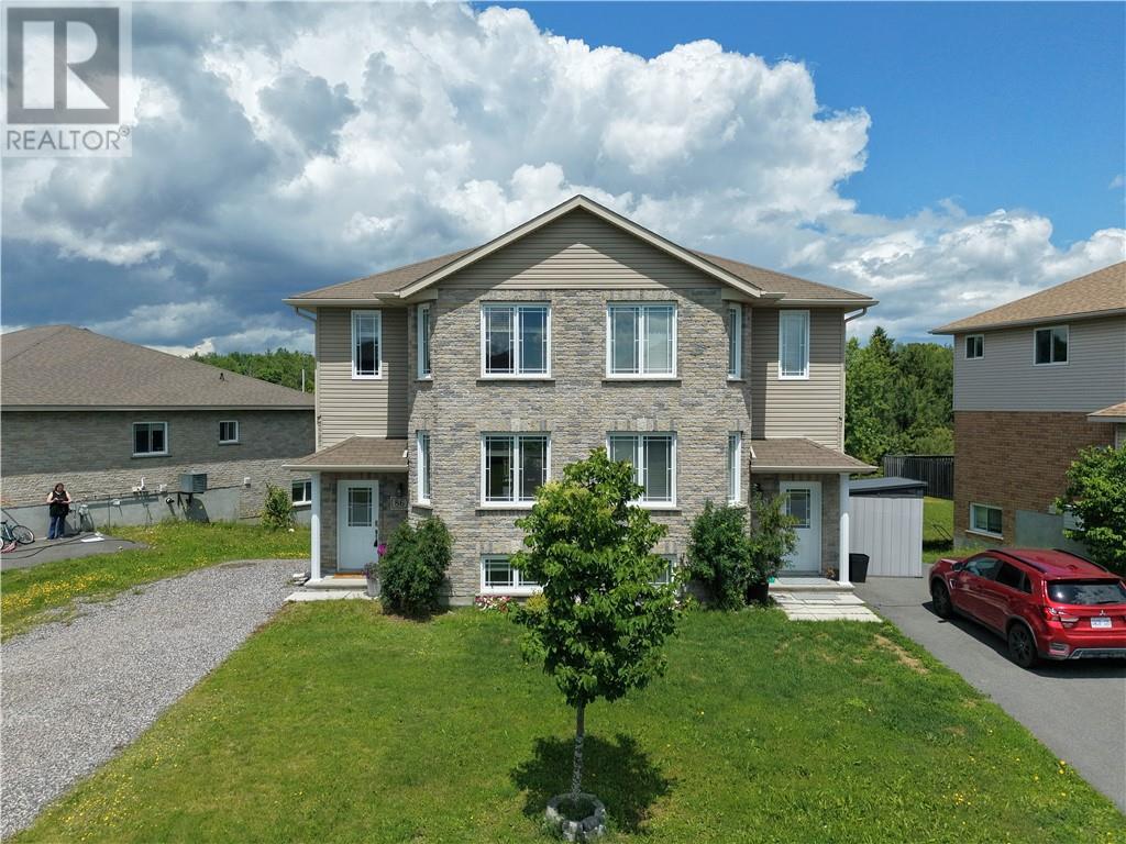 86 Rinkside Court Property Photo 1