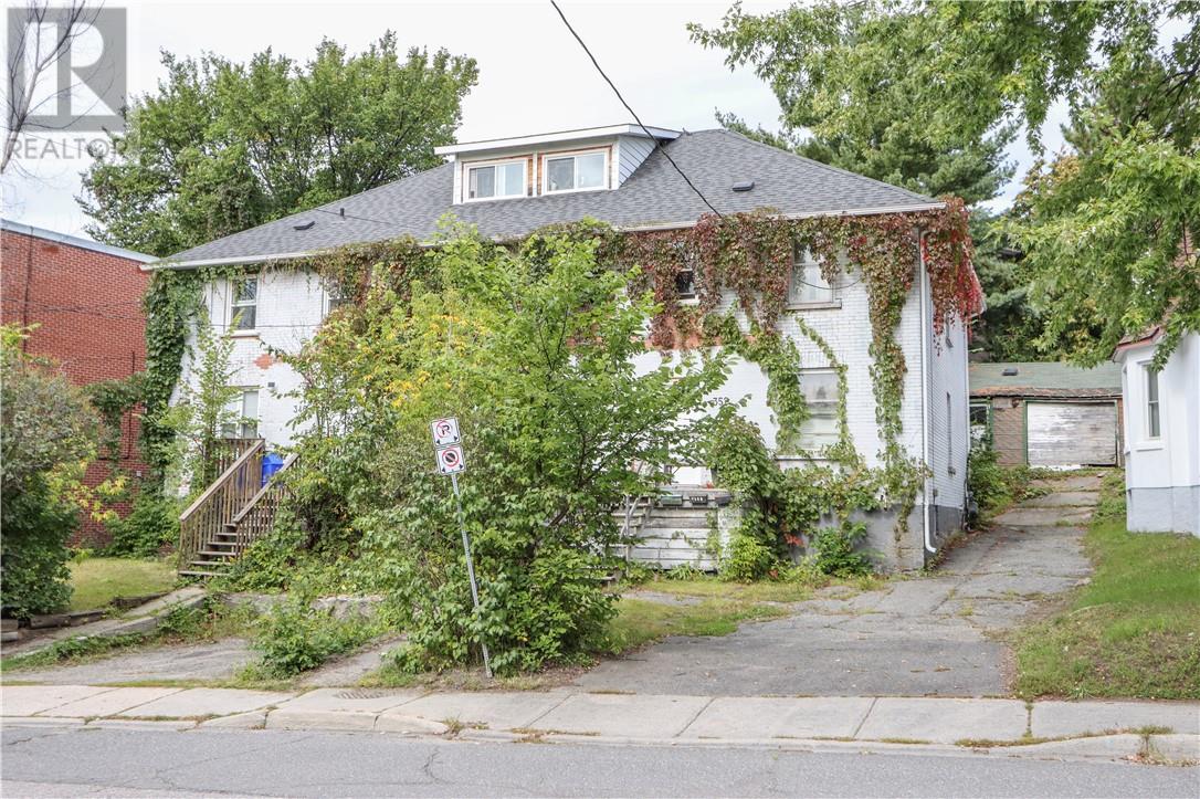 348-352 Howey Drive Property Photo 1