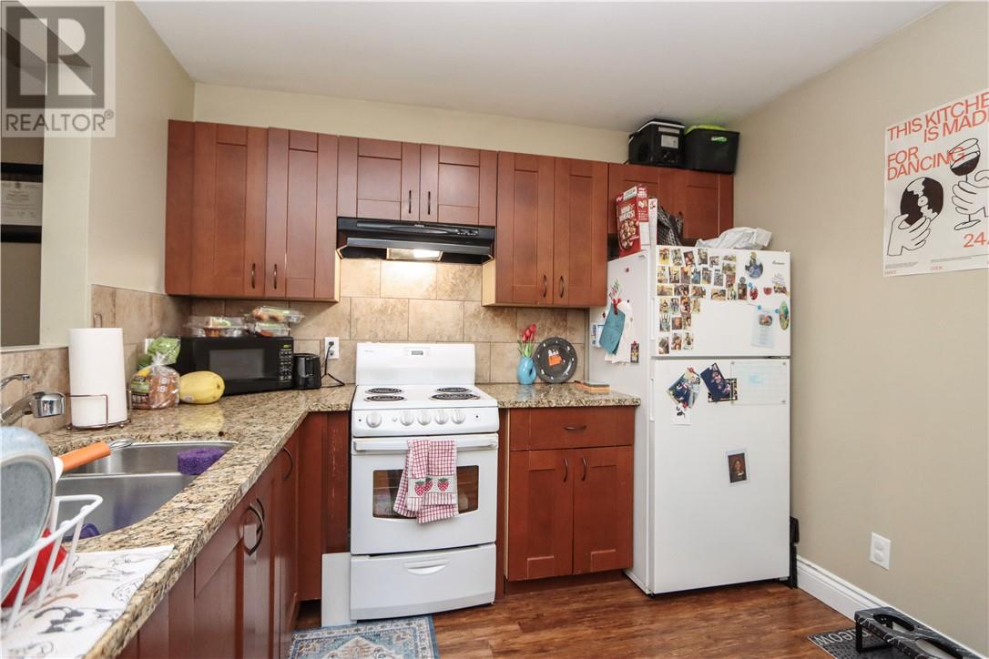 348-352 Howey Drive Property Photo 13