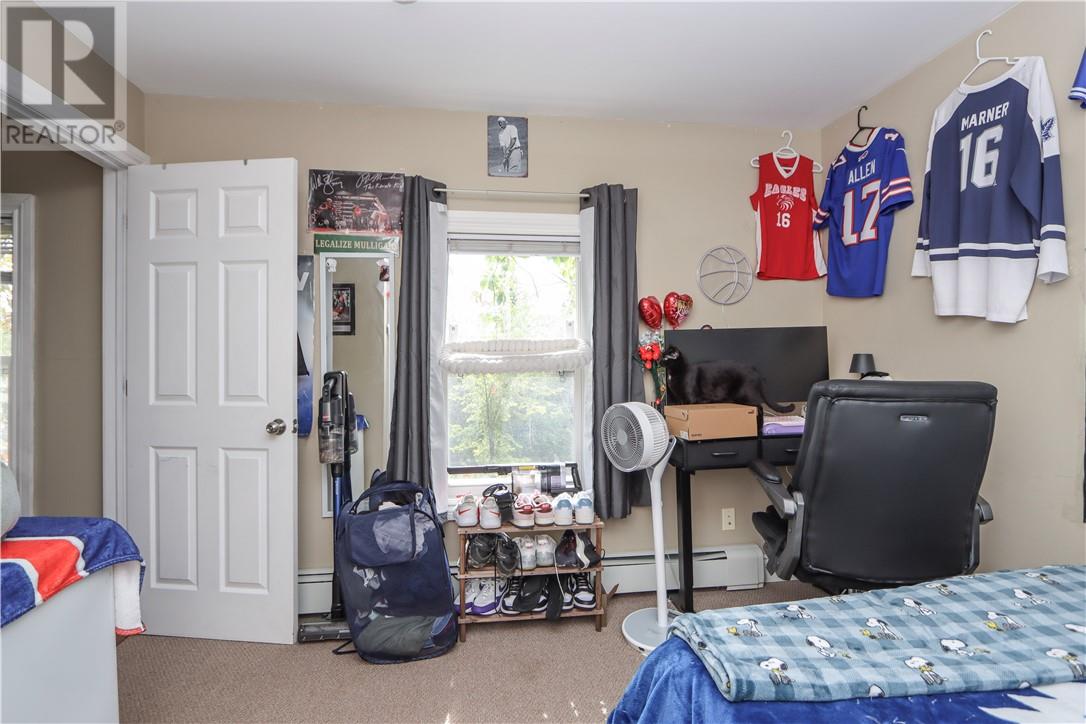 348-352 Howey Drive Property Photo 18