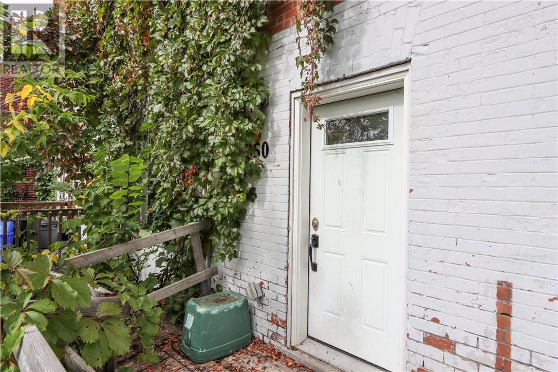 348-352 Howey Drive Property Photo 24