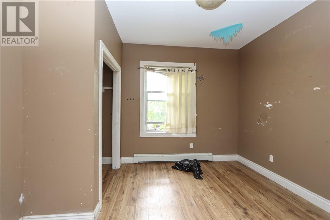 348-352 Howey Drive Property Photo 26