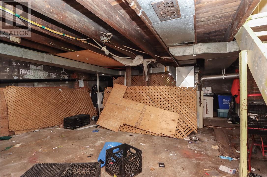 348-352 Howey Drive Property Photo 31