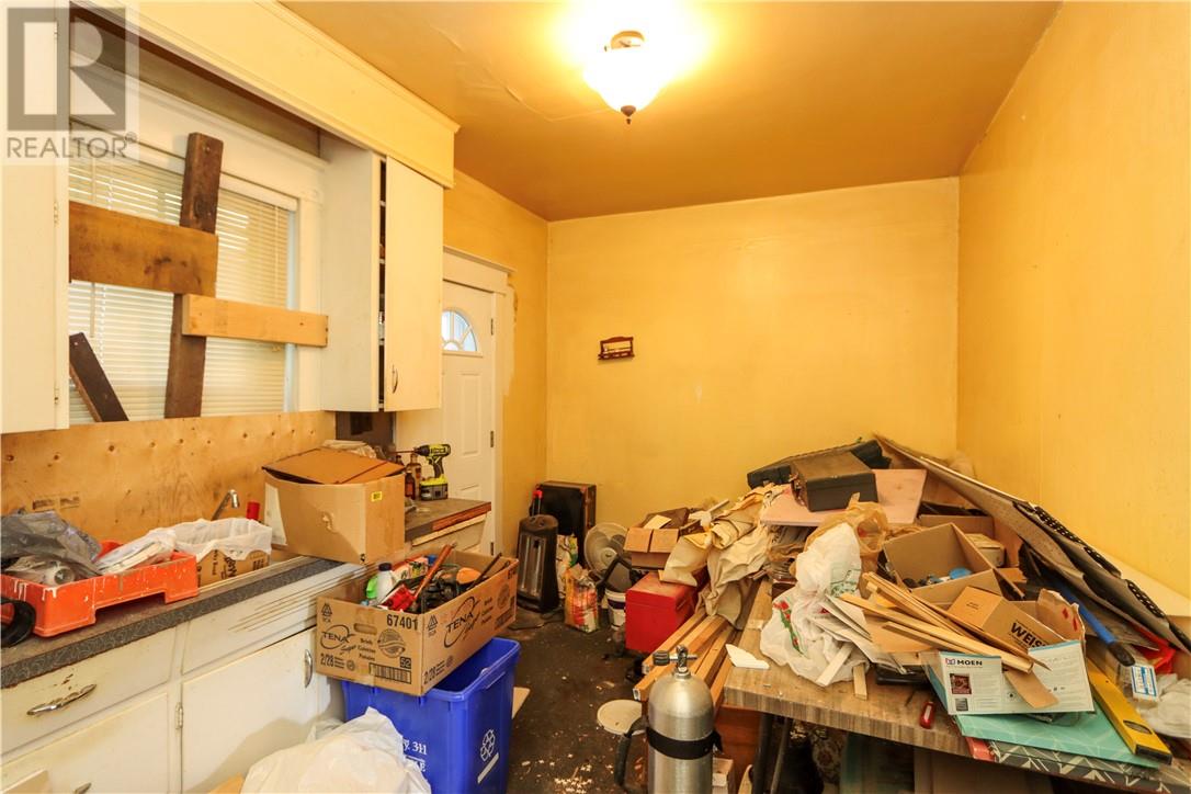 348-352 Howey Drive Property Photo 46