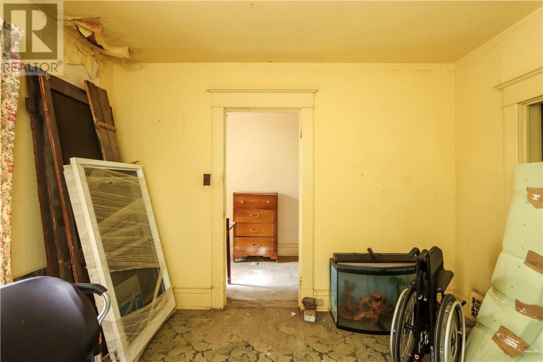 348-352 Howey Drive Property Photo 57