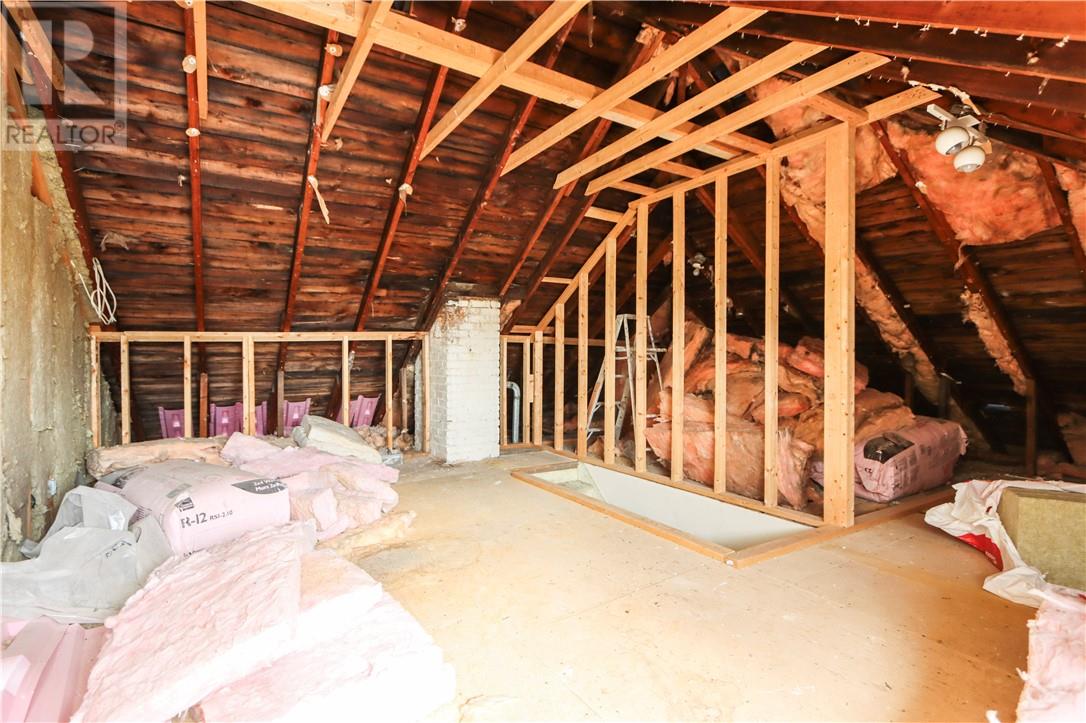 348-352 Howey Drive Property Photo 60