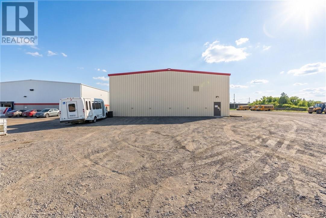 38 Westhill (lot 1) Court Property Photo 3