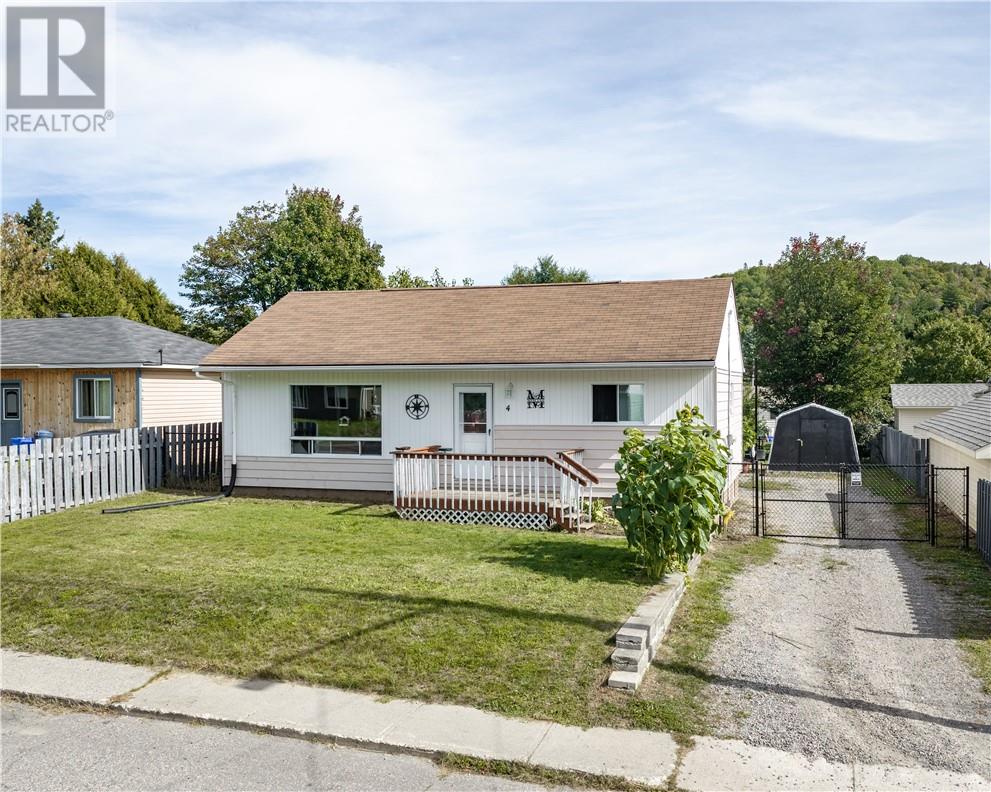 4 Campbell Street Property Photo 2