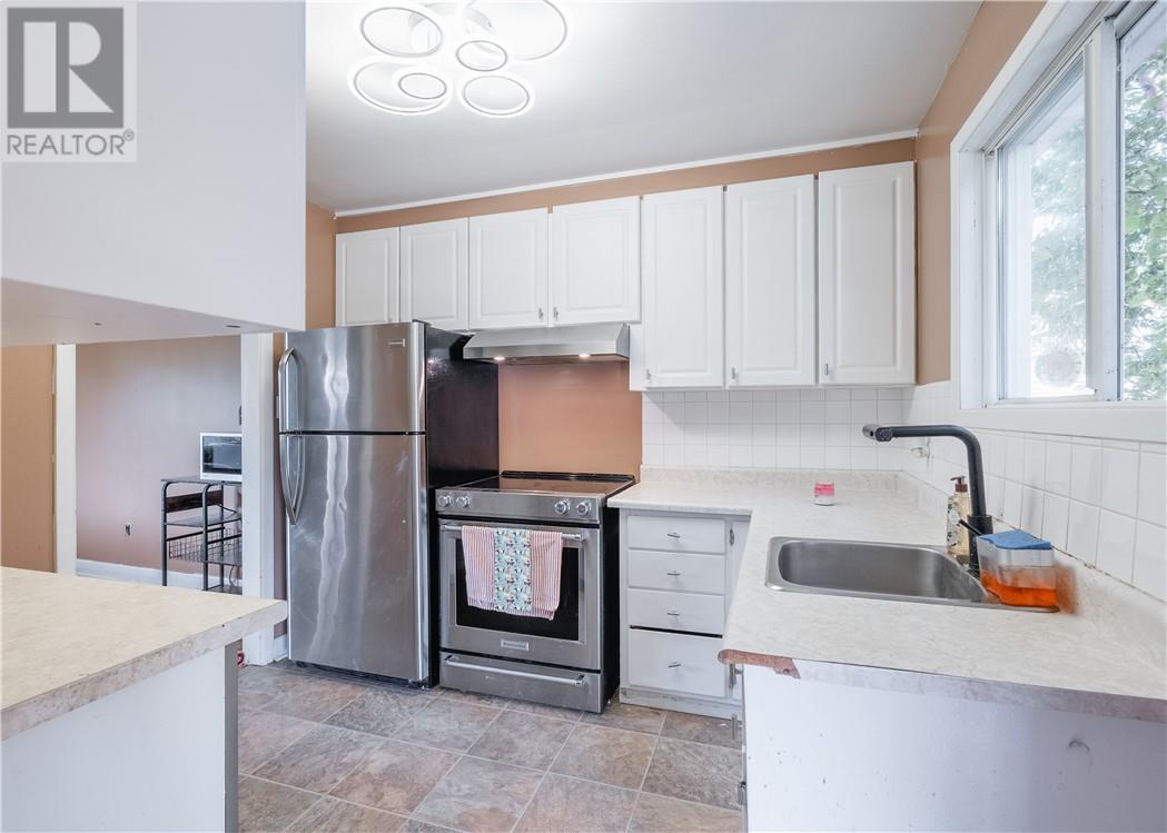 4 Campbell Street Property Photo 6