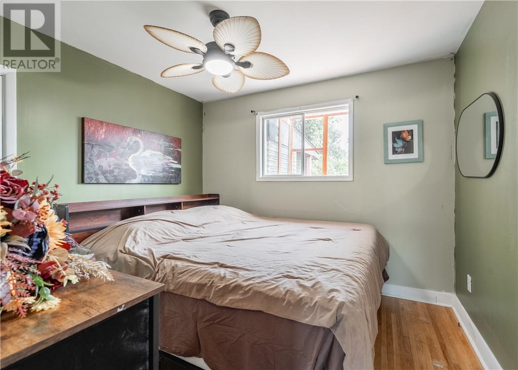 4 Campbell Street Property Photo 9