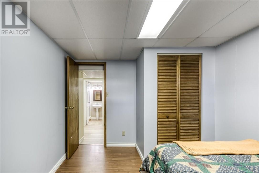 2015 Elderwood Drive Property Photo 32