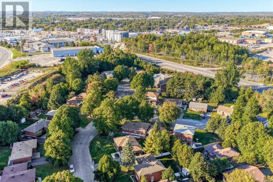 2015 Elderwood Drive Property Photo 40